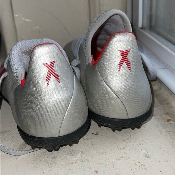 Little girls size 11k adidas sneakers - Picture 4 of 7